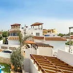 Casa Tauro Vila