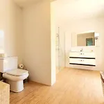 Vila Casa Tauro *