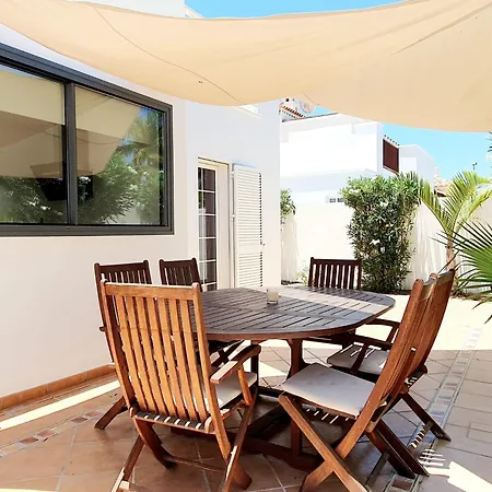 Vila Casa Tauro
