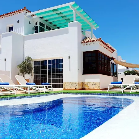 Casa Tauro Villa *
